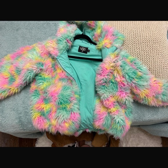 XS/S UGG Faux Fur Jacket - Picture 4 of 5